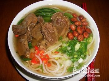 去云南旅游可以去吃哪些美食呢