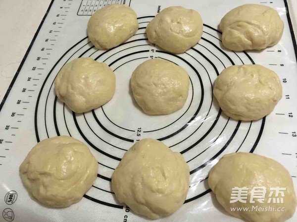 淡奶油老式面包
