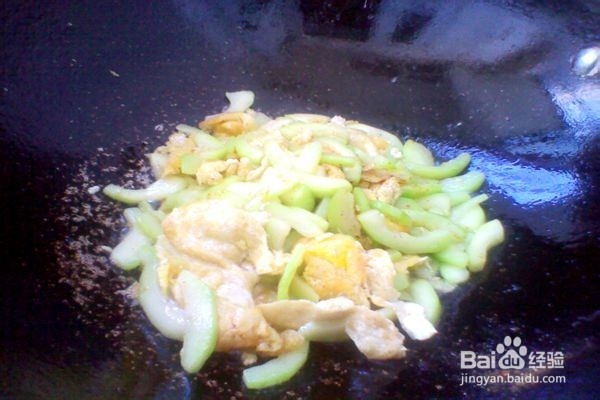 鸡蛋炒西葫芦------怎样做美食