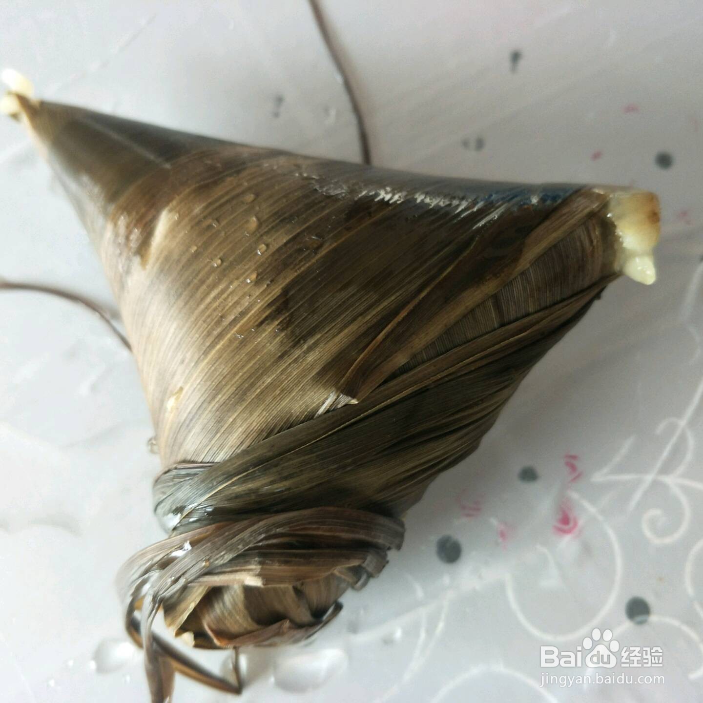 怎么包粽子，扎粽子详细分解步骤是怎样的
