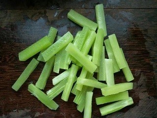 莴笋虾仁怎么做?