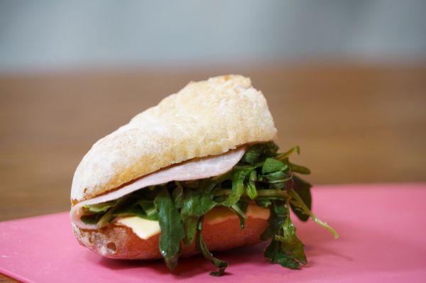 魔鬼蛋配西兰花沙拉