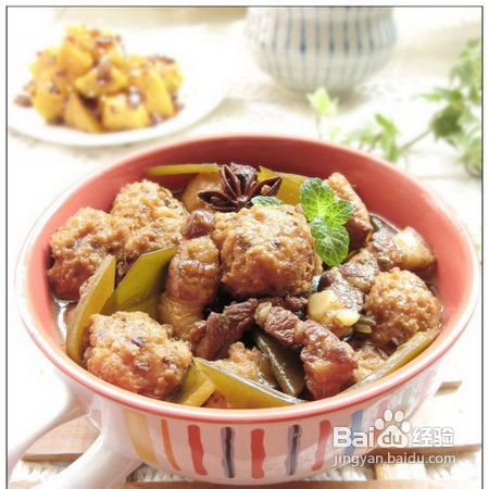 五花肉海带烧豆腐丸子家常做法图解