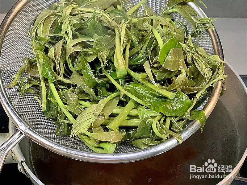 怎样做出家常菜系列之香椿炒蛋