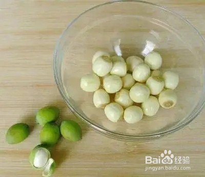 莲子苦瓜汁
