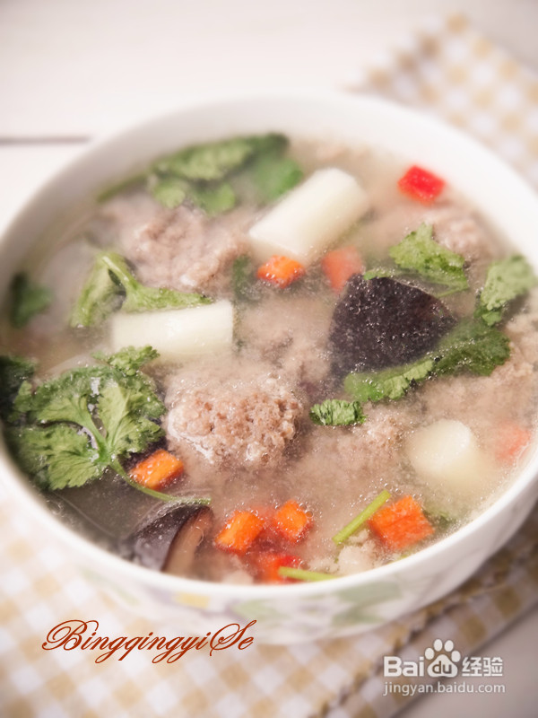 健脾开胃气血双补的【山药牛肉丸子汤】