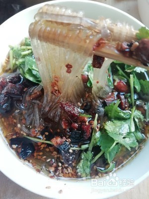 好吃可口的酸辣粉的做法