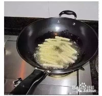 怎么炸薯条才能让薯条不软？
