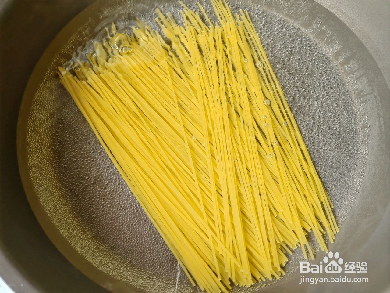 超爽口的酸辣凉拌面来咯的做法