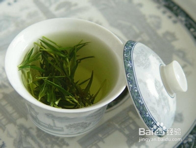 喝对水,增益健康 (陡势横桥)