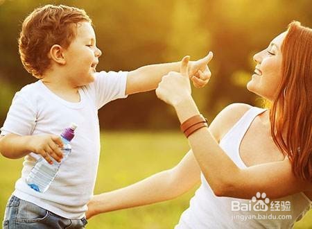 好妈妈要教育子女树立自己的信仰