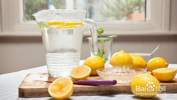 如何正确使用柠檬护肤