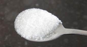 也不知道老妈往花盆里加了点啥,叶子10年绿油油还不黄叶,奇怪