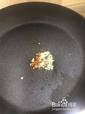 自制营养美味的捞汁秋葵