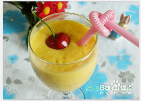 超简单的夏日美容饮品--芒果奶昔