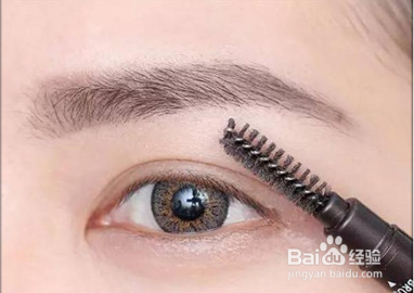 卧蚕眼化妆技巧
