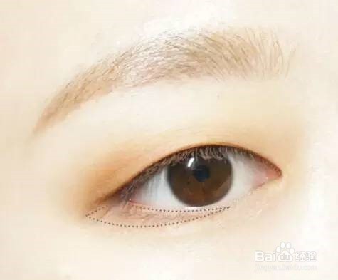 短发女生怎么化妆？