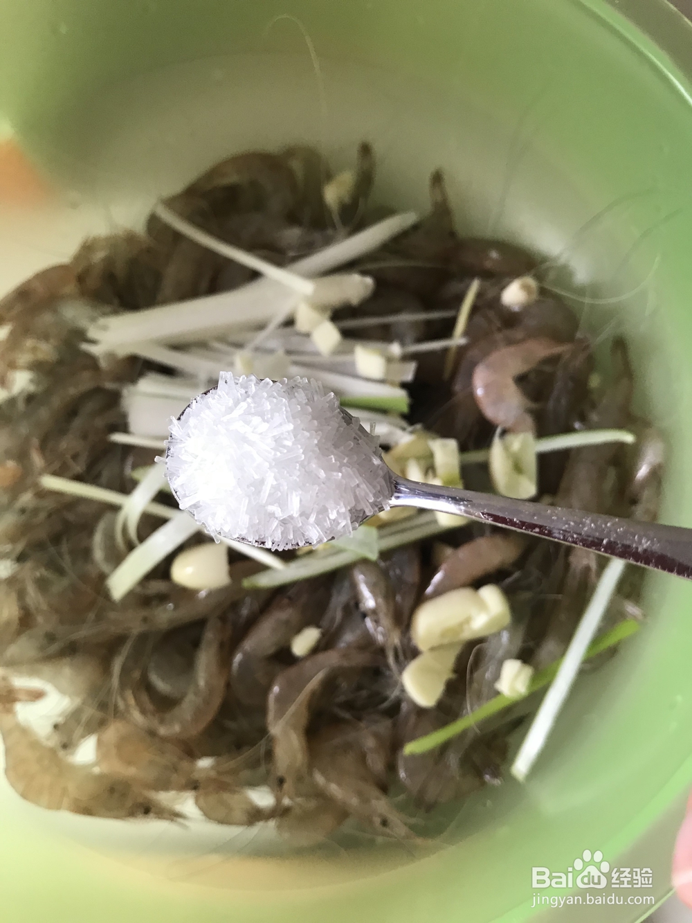 毫无压力做炝青虾