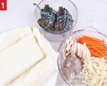 把蟹肉和豆腐用紫菜统统卷起来 炸出好美味