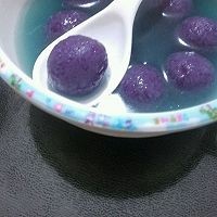 宝宝充饥小零食紫薯球