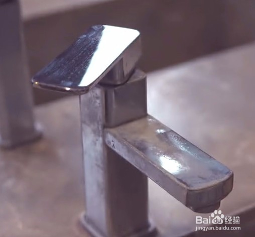 过期的化妆品可以再利用