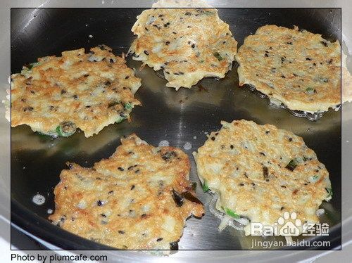 鸡蛋土豆饼的做法