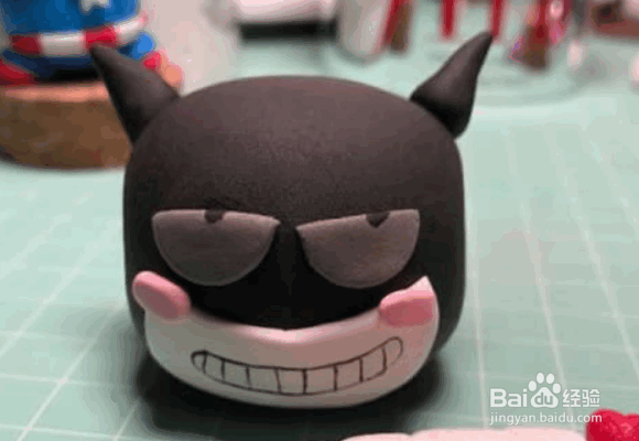 粘土卡通蝙蝠侠的简单做法