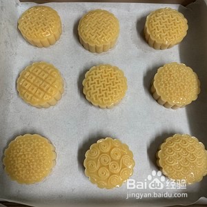 广式奶黄月饼的做法