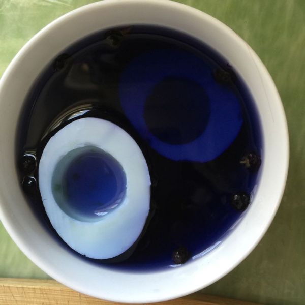 梅子海盐鸡蛋沙拉杯