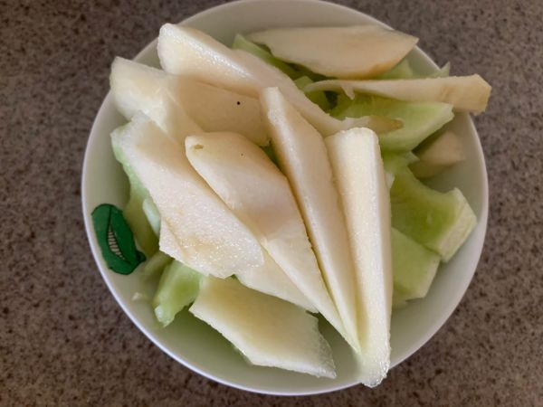 火腿佐蜜瓜+蜜瓜啤梨汁