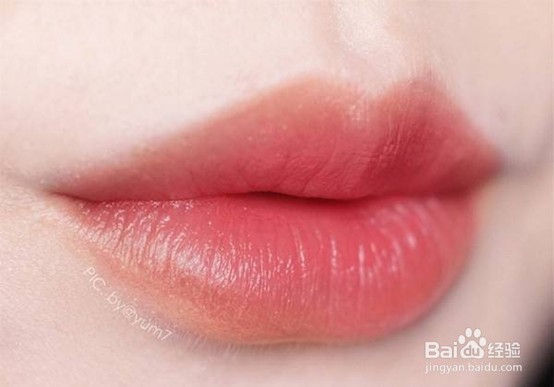 秋冬如何化妆才能暖心动人？玫瑰视频为你支招！