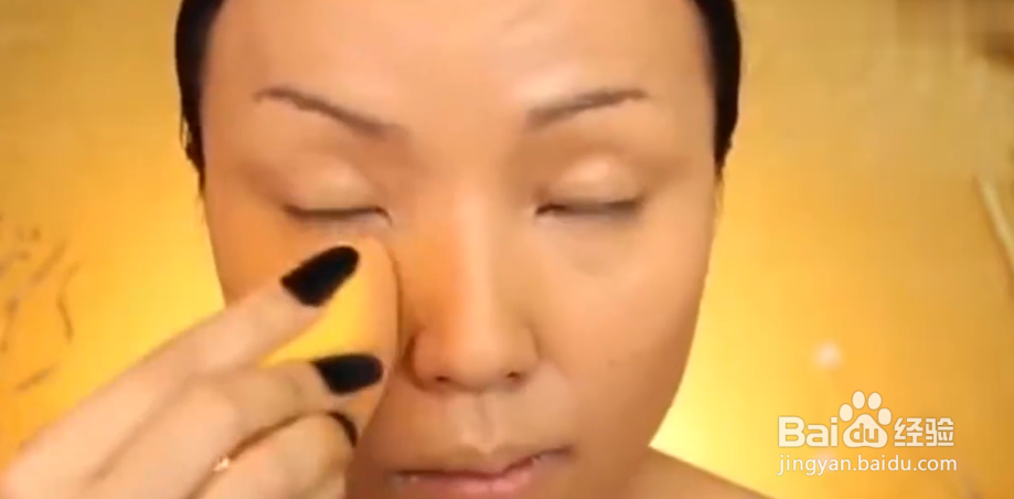 如何画出简单的面部彩绘