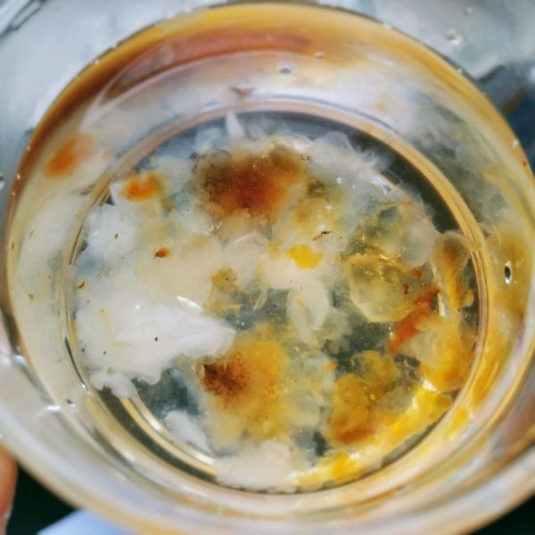 桃胶雪燕蔓越莓羹