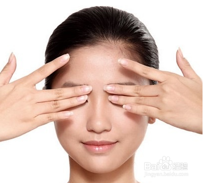 如何使用保湿霜让您青春永驻