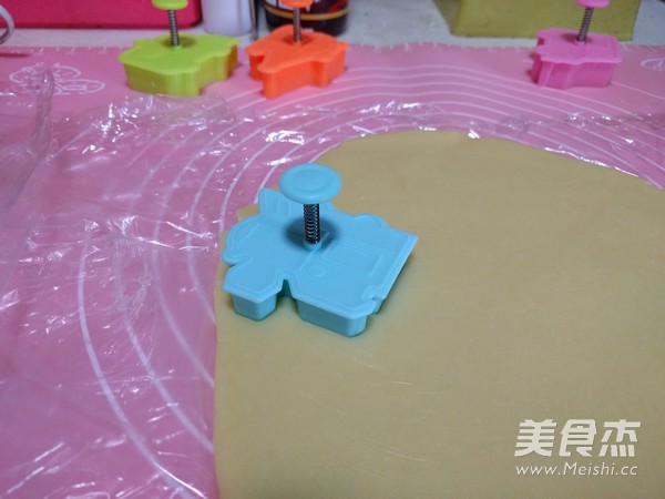 交通工具造型饼干