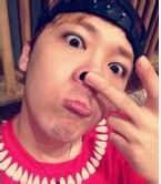 如何扮鬼脸