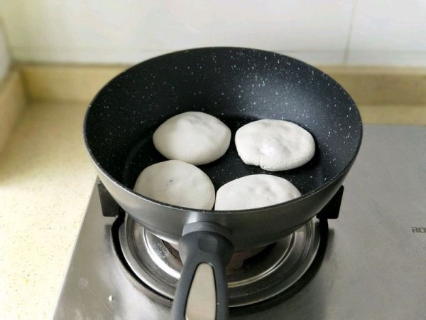 山楂果酱糯米馅儿饼