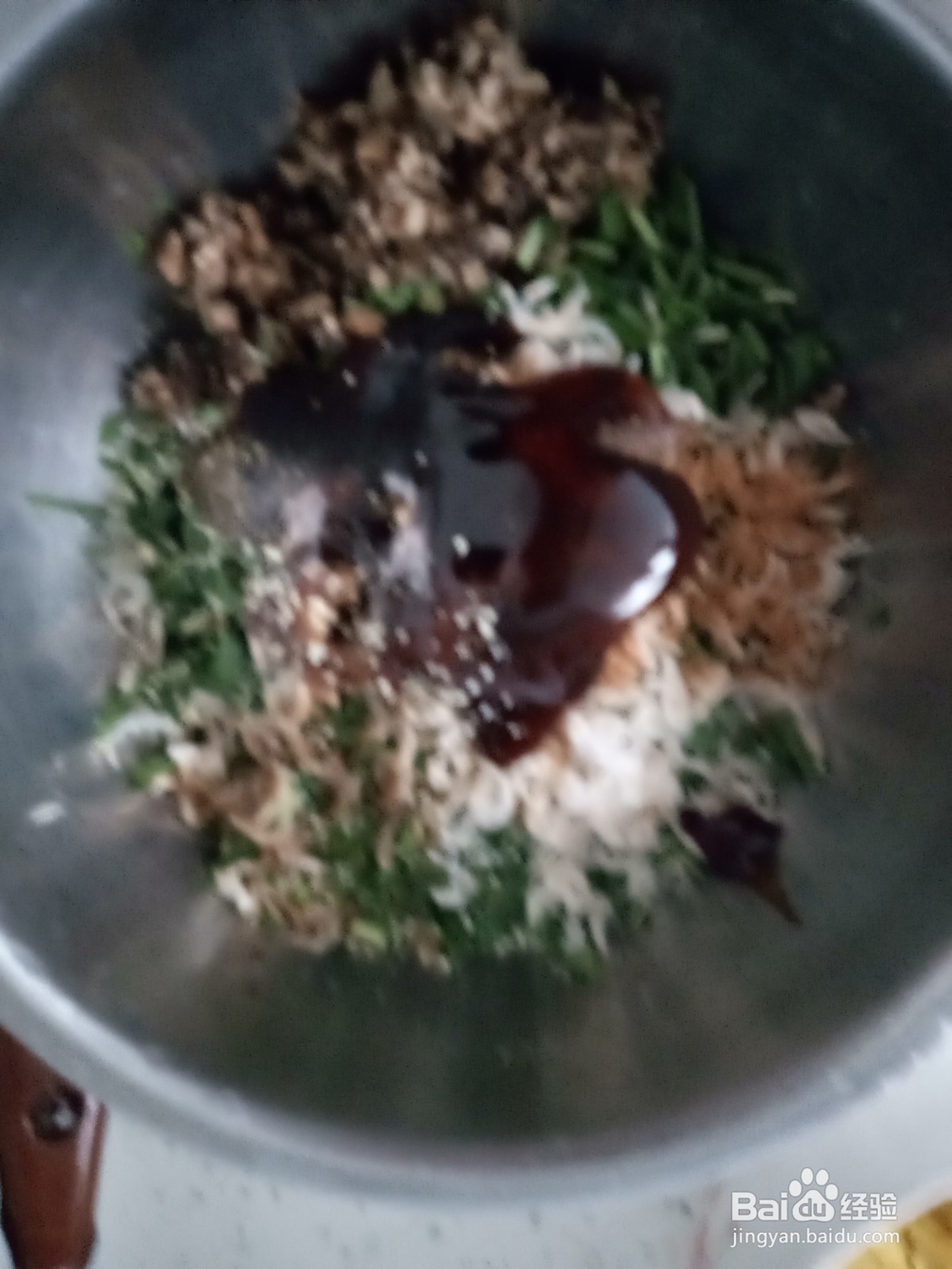 韭菜鸡蛋虾皮包