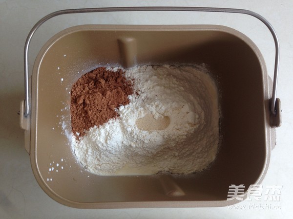 可可味淡奶油面包