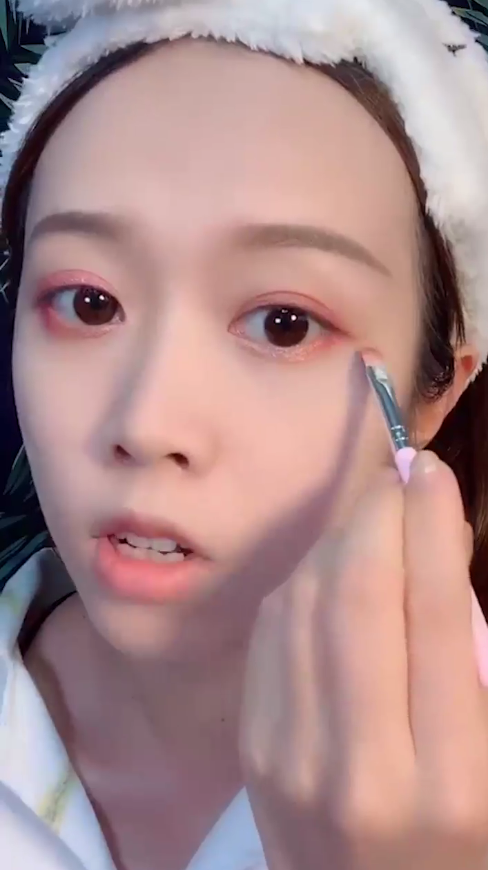 化妆师才知道的五个化妆小技巧有哪些？