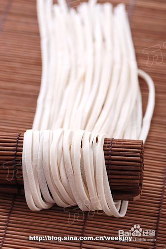 手工打造完美手擀面【基础手擀面&经典炸酱面】