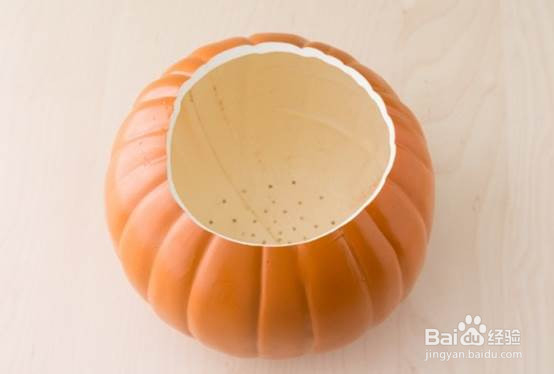 试试把多肉种到不用的工艺南瓜里