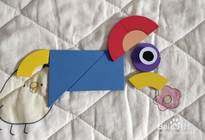 用幼儿积木怎么拼一只站着的大象？