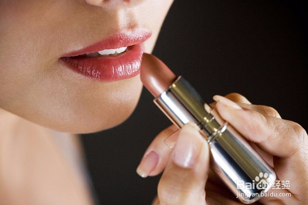 口红正确的使用方法