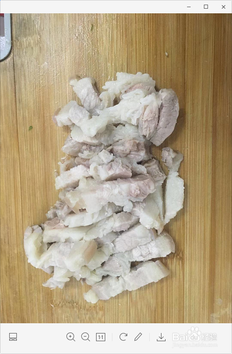 土豆烧五花肉的做法
