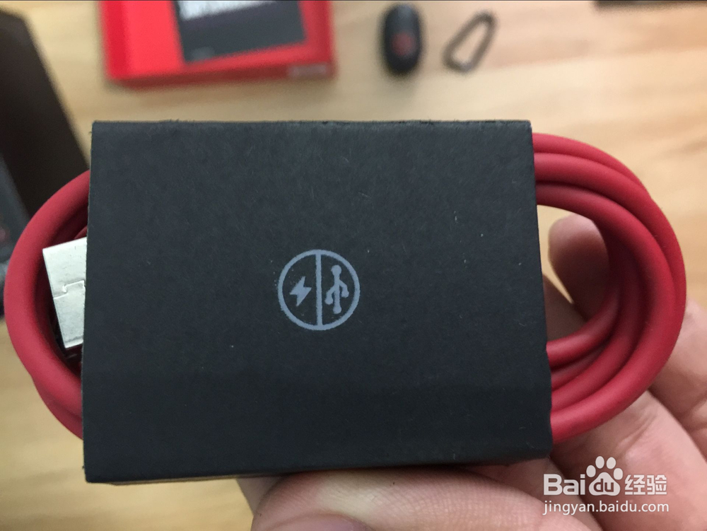 beats studio wireless录音师蓝牙钛金真假大PK