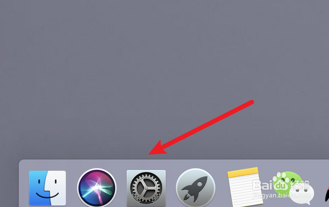 mac电脑，如何设置使用键盘来缩放？