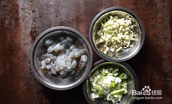 一道快手的小食《炸葱香》