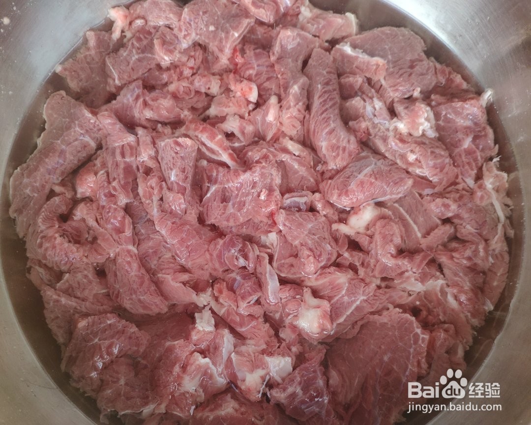 如何制作黑胡椒锡纸牛肉？