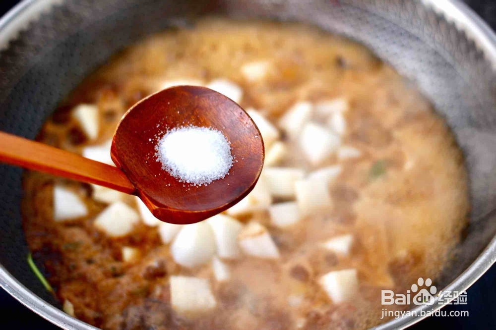 怎么做萝卜双椒啤酒炖鸭